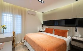 Global Hotel